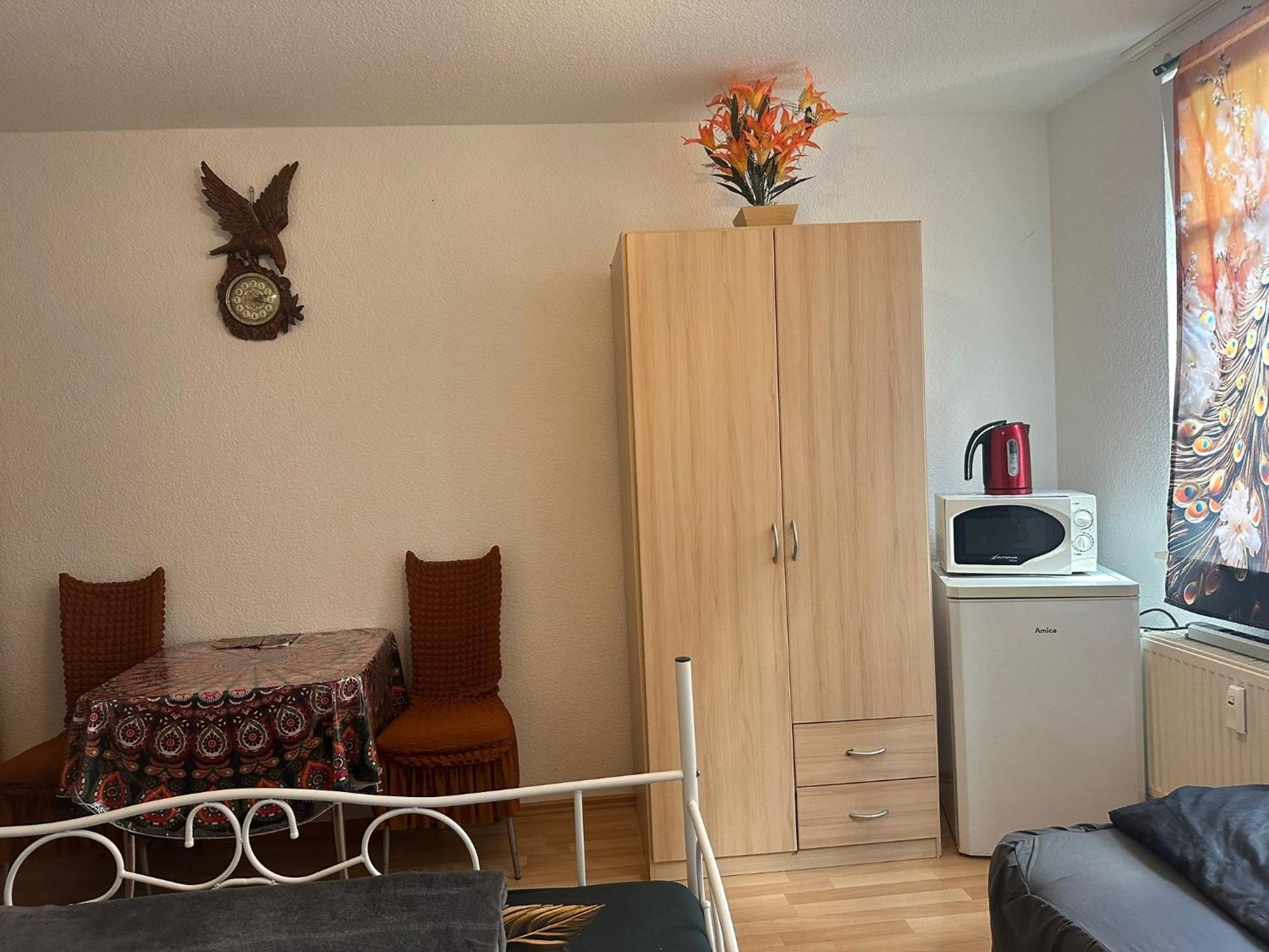 Ferienzimmer Healing Und Montuerwohnung Weißenfels Dış mekan fotoğraf